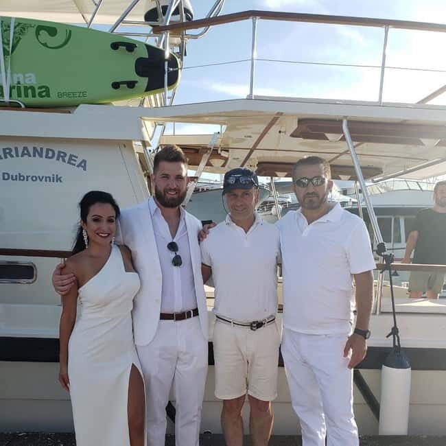 Korula: Island Yacht Cruise with Wine Tasting and Dinner - Key Points