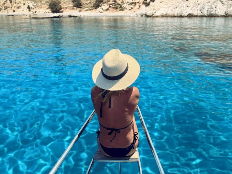 Kos: Small Group Full-Day Sailing with Meal, Drinks, & Swim - Key Points