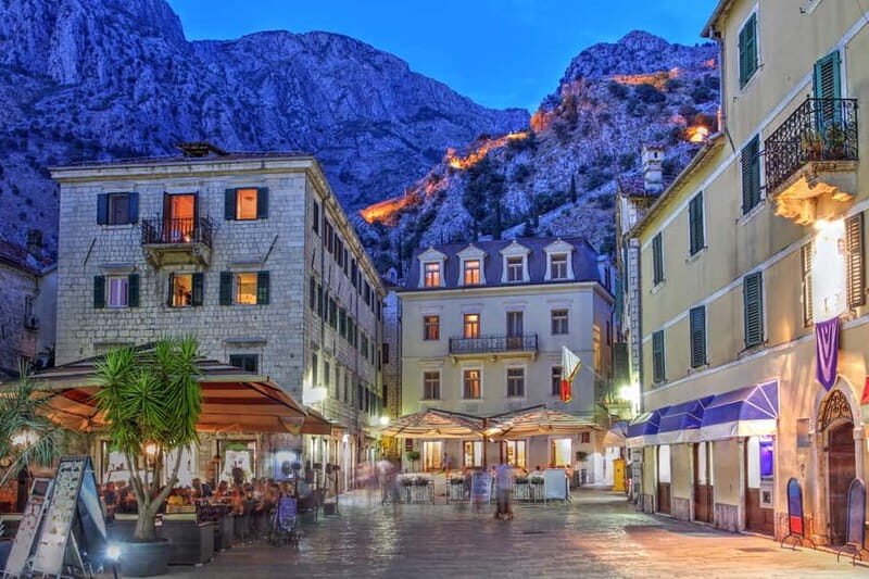 Kotor: Guided Speedboat & Old Town Walking Tour - Key Points