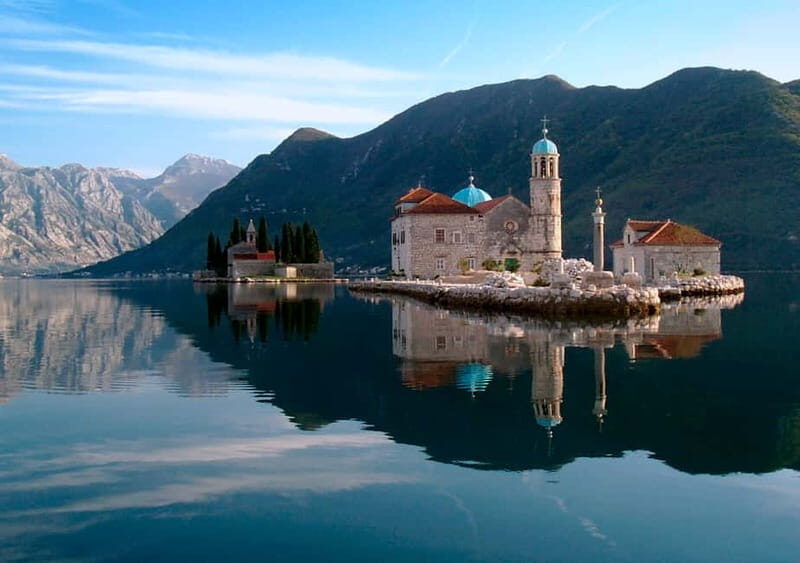 Kotor: Guided Speedboat & Old Town Walking Tour - Who Is This Tour Best For?