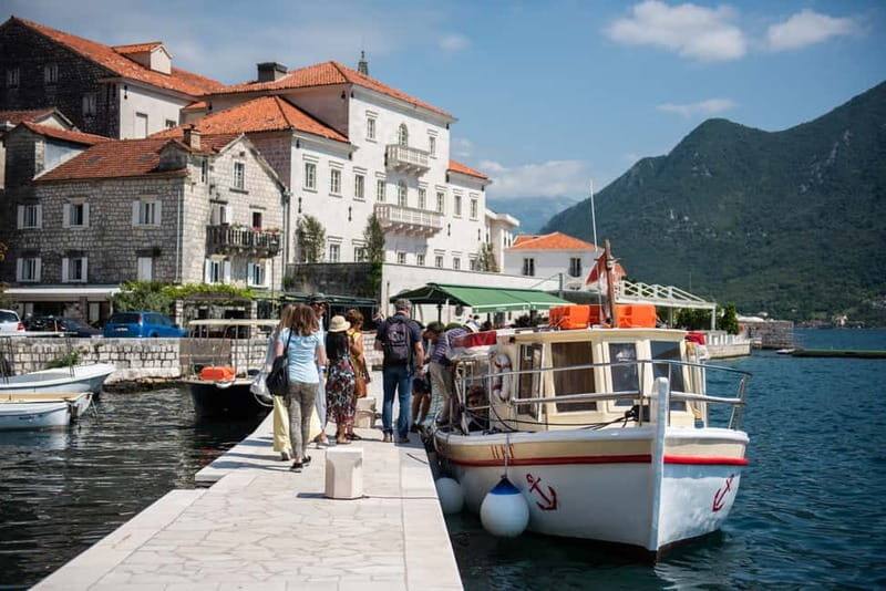 Kotor & Perast: Guided Day Trip From Dubrovnik - Authentic Experiences and Traveler Insights