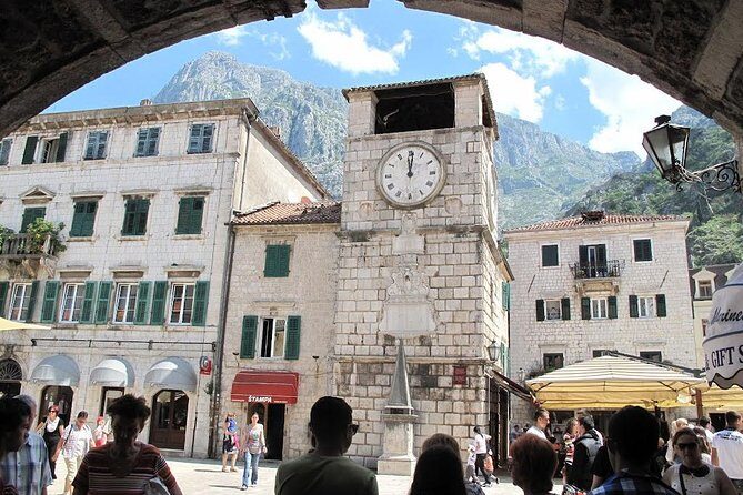 Kotor walking tour and Jaz beach - private tour - Key Points