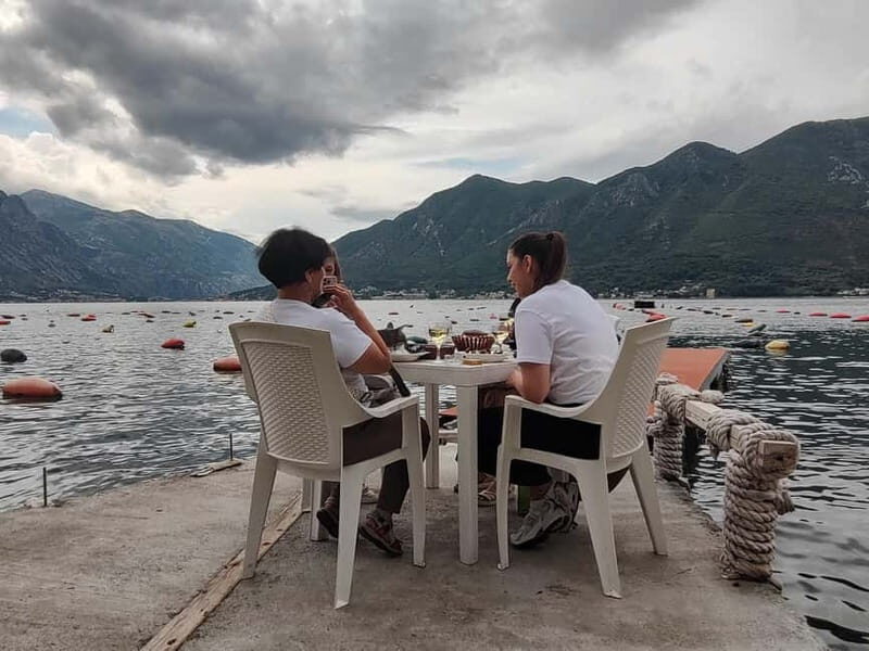 Kotor: Walking tour, car trip to Perast, boat to the island - Key Points