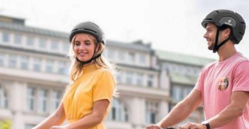 Krakow: 2h World War II, visiting the Ghetto scooter tour - A Closer Look at the Krakow WWII Scooter Tour