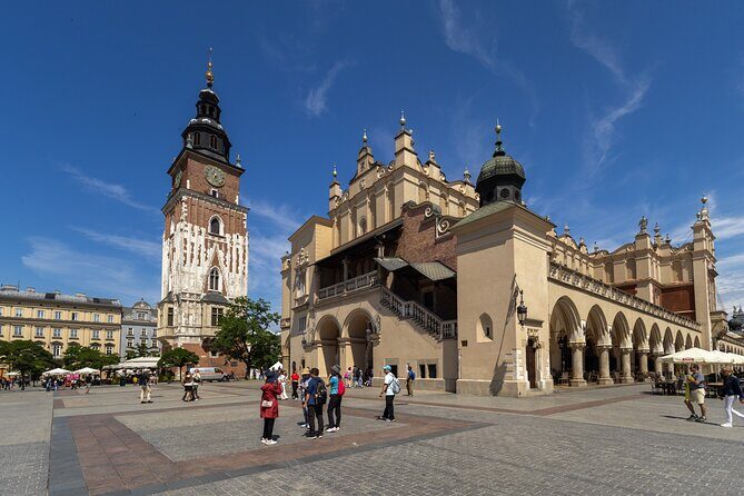 Kraków 3 Hours Private Tour in the Old Town and Wawel Hill - FAQs