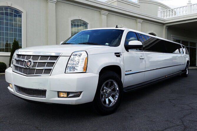 Krakow Airport (KRK) Premium Limo Transfer - Why Choose the Krakow Airport Premium Limo Transfer?