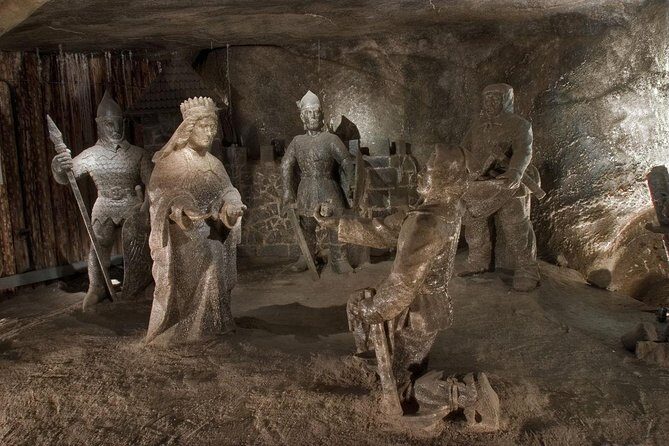 Krakow and Wieliczka Small Group Tour from Warsaw with Lunch - An Honest Breakdown of the Tour Experience