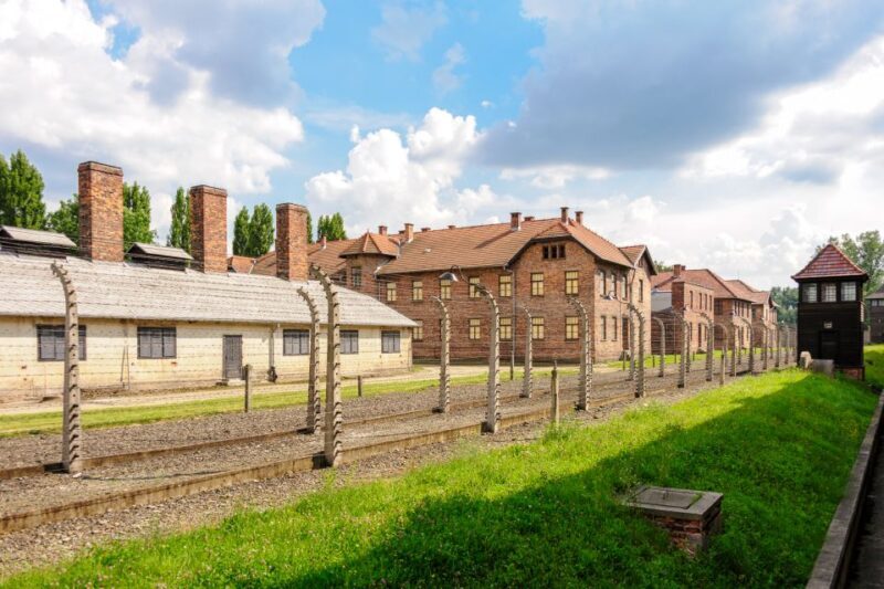 Krakow: Auschwitz Guided Tour with Pickup and Optional Lunch - Who Will Love This Tour?