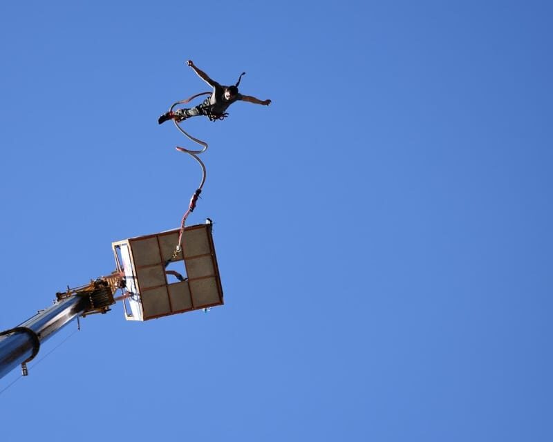 Krakow: Bungee Jumping - Key Points