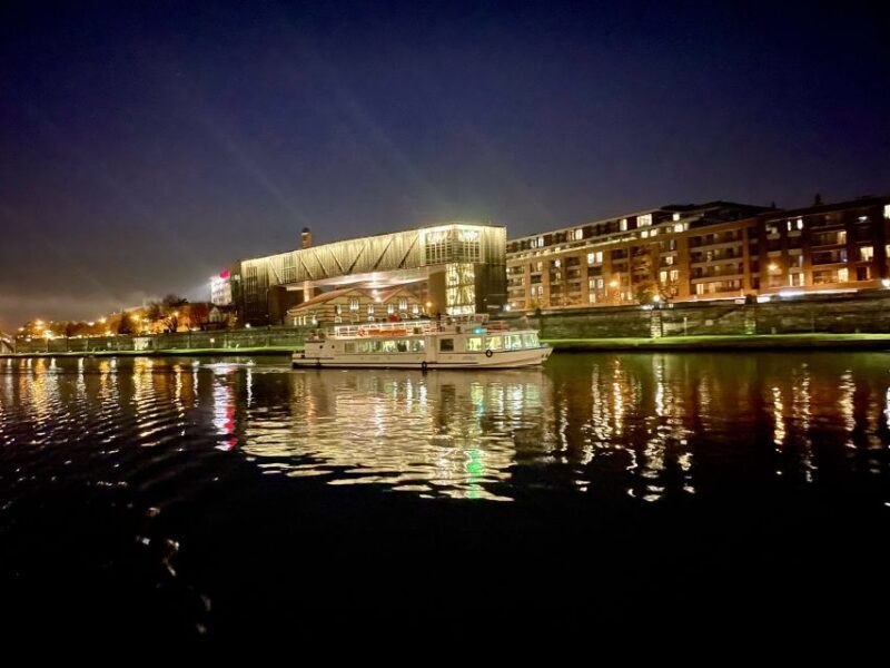 Krakow: Evening Cruise with a Glass of Wine - In-Depth Review: What to Expect from the Krakow Evening Cruise