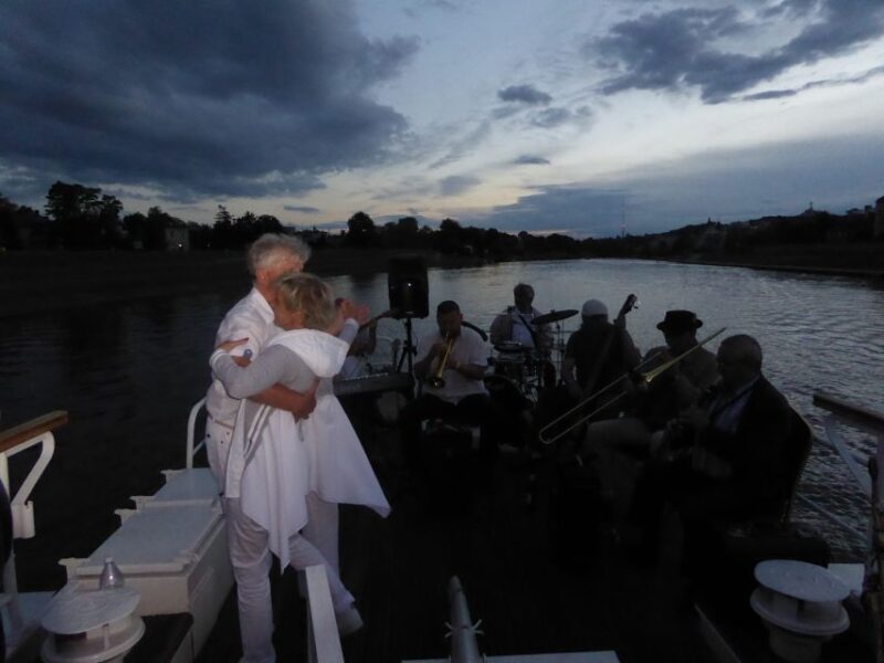 Krakow: Evening Cruise with a Glass of Wine - Final Thoughts