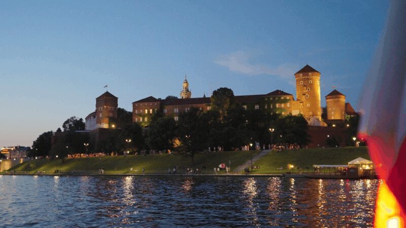Krakow: Evening or Night Sightseeing Cruise - Practical Details and Tips