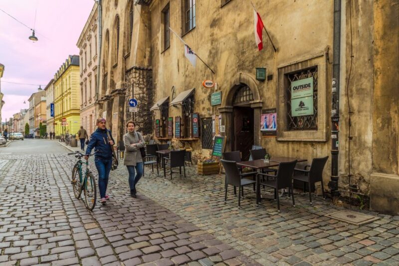 Krakow: Guided Kazimierz Jewish Quarter Walking Tour - What the Tour Includes and Practical Considerations
