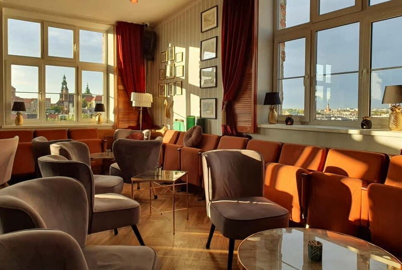 Krakow: Hidden Rooftop Bar Reservation with 1 Cocktail - Final Recommendation