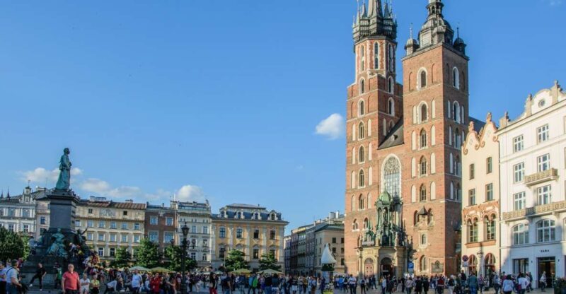 Krakow Highlights Private Tour from Katowice with Transport - FAQs