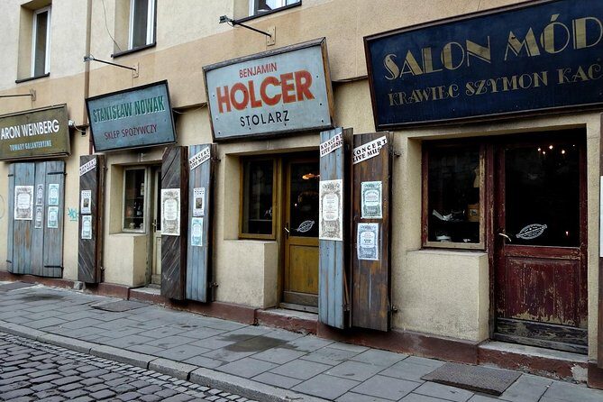 Krakow Kazimierz and Jewish Ghetto Tour with Synagogues - Personal Experiences and Insights from Reviewers