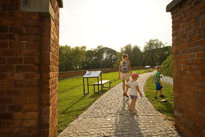 Kraków: Kociuszko Mound Skip-the-Line Entry Ticket - Key Points