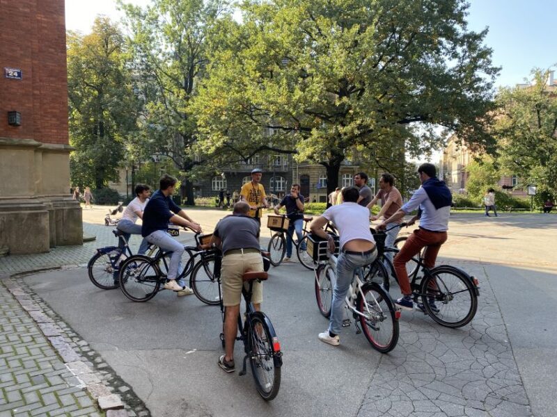 Krakow: Old Town Bike Tour with a Guide - FAQ