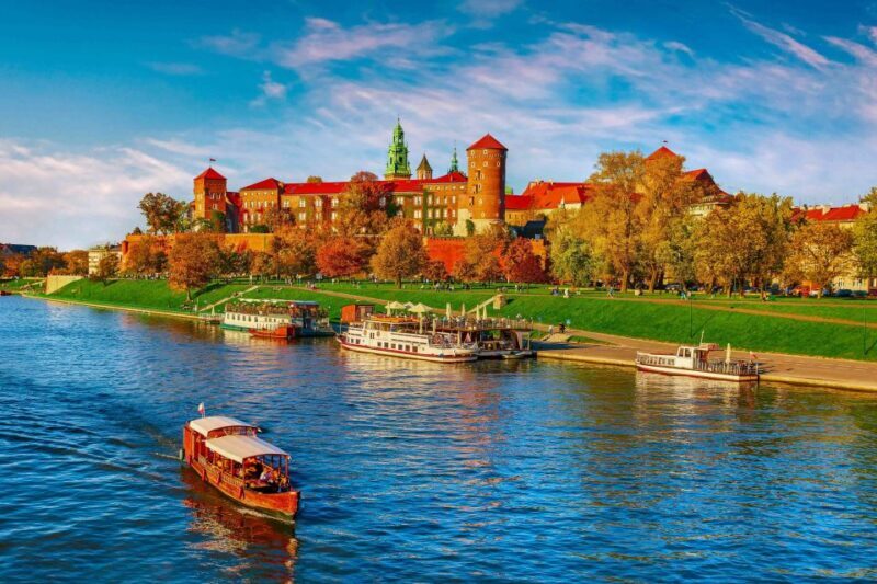 Krakow: Old Town Guided Walking Tour - Who Should Book This Tour?