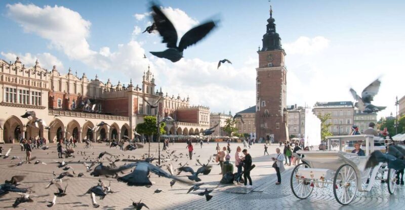 Krakow: Old Town Private Guided Walking Tour - Medieval Streets and Architectural Gems