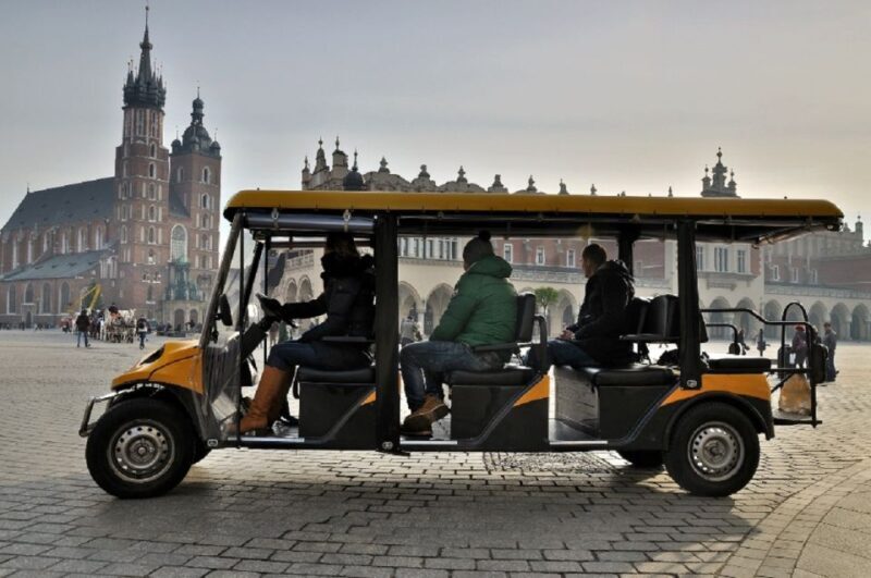 Krakow: Private City Highlights Sightseeing Car Tour - What You’ll See and Experience