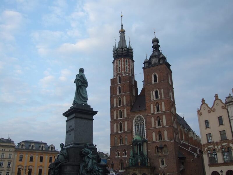 Krakow: Private Half Day City Tour with Local - Key Points
