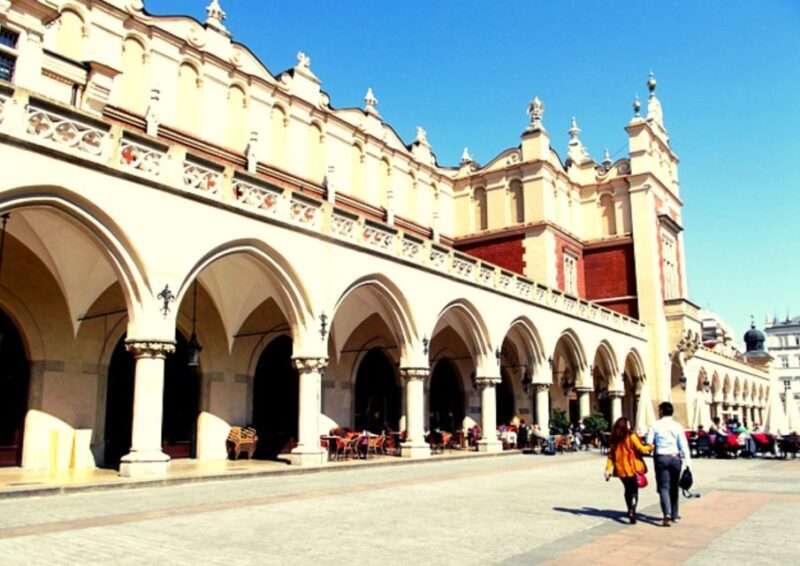 Krakow: Private Panoramic Tour by Golf Cart with Audio Guide - Authentic Insights and Traveler Feedback