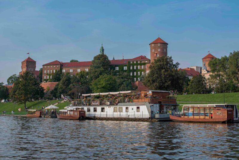 Krakow: Private Traditional Gondola Cruise - An In-Depth Look at the Krakow Gondola Experience
