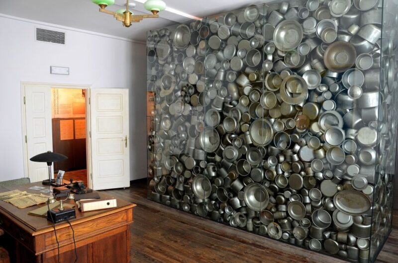 Krakow: Schindler's Factory Museum Guided Tour - Final Thoughts