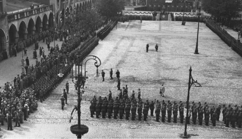 Krakow: Second World War History Guided Walking Tour - Exploring Krakow’s WWII Sites