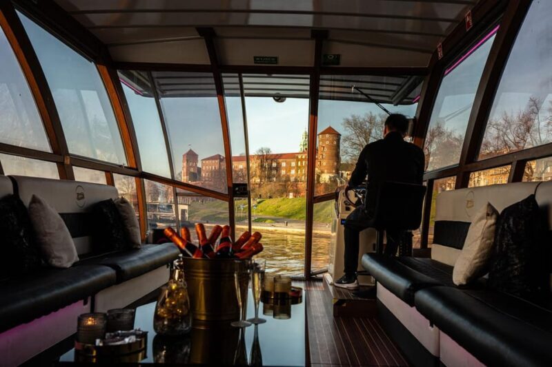 Krakow: Sightseeing Cruise on Vistula River with Audio Guide - FAQ