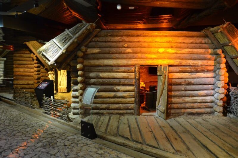 Krakow: Skip the Line Underground Museum and Old Town - The Experience of the Guided Underground Tour