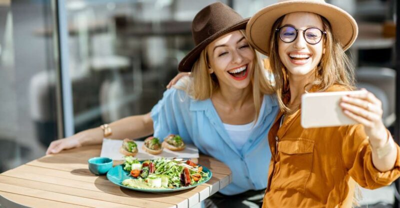 Krakow: Traditional Food Tour with Old Town Sightseeing - Practical Details and What Travelers Should Know