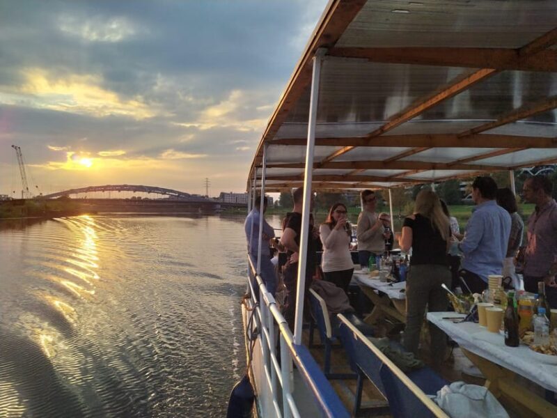 Krakow: Vistula River Cruise with Historical Views - An In-Depth Look at the Experience