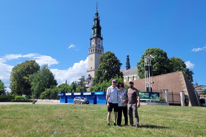 Krakow Warsaw Private Transfer with Czestochowa Black Madonna private tour - A Detailed Look at the Krakow-Warsaw Private Transfer with Czestochowa Black Madonna Tour