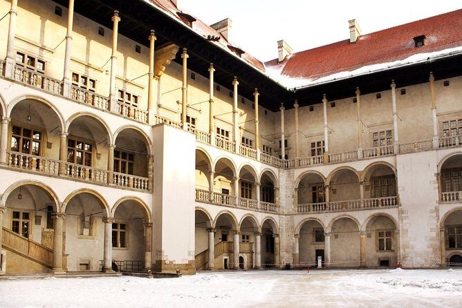 Krakow: Wawel Castle & Cathedral Guided Tour - Who Is This Tour Best For?
