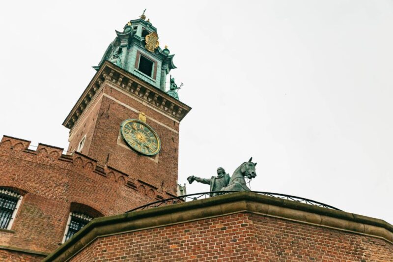 Krakow: Wawel Castle Guided Walking Tour - Authentic Traveler Experiences & Insights