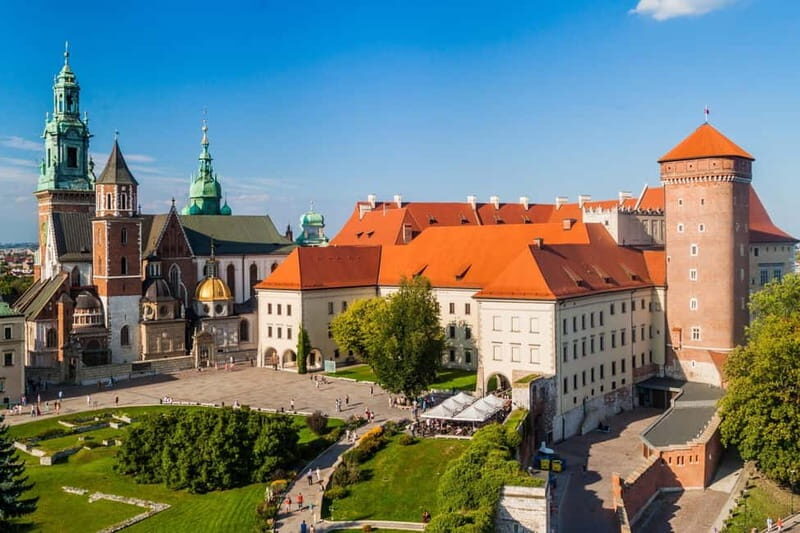 Krakow: Wawel Cathedral Guided Tour with Admission Tickets - The Sum Up