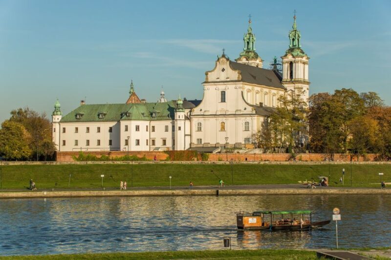 Krakow: Wawel Guided Tour with Lunch and River Cruise - Who Would Love This Tour?