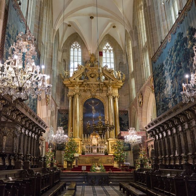 Krakow: Wawel Guided Tour with Lunch and River Cruise - FAQ