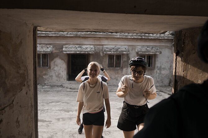 Kraton Hidden Gems Jogja Cycling Tour - Exploring Yogyakarta on Two Wheels: A Deep Dive