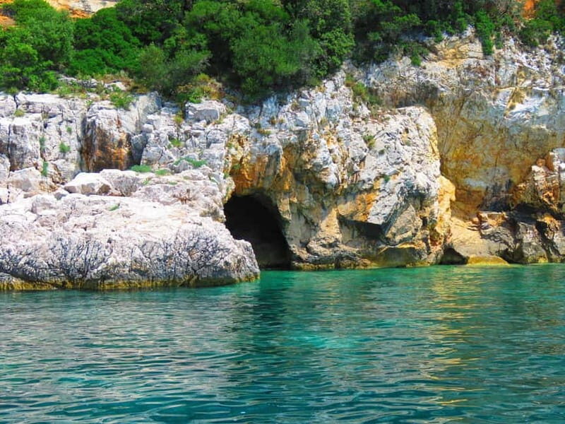 Krk: Golden Beach and Blue Cave Cruise with Welcome Drink - FAQ