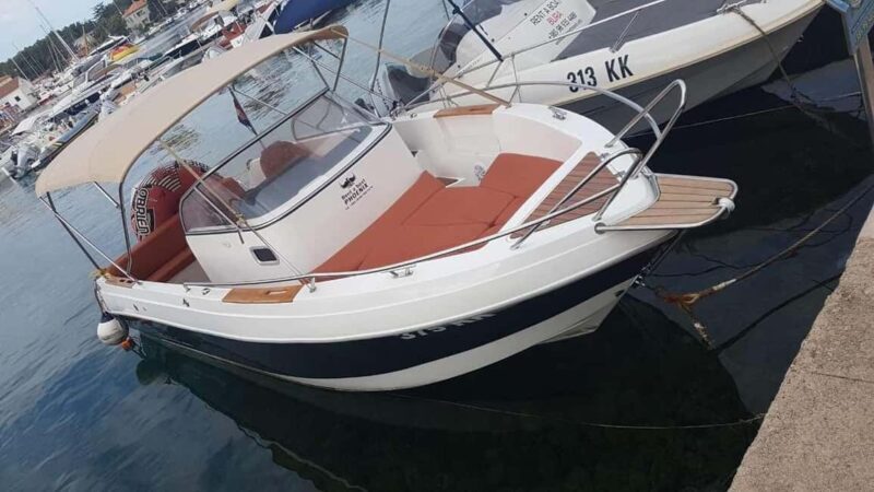 Krk: Rent a boat Admiral 660 - Island Hopping & Hidden Gems