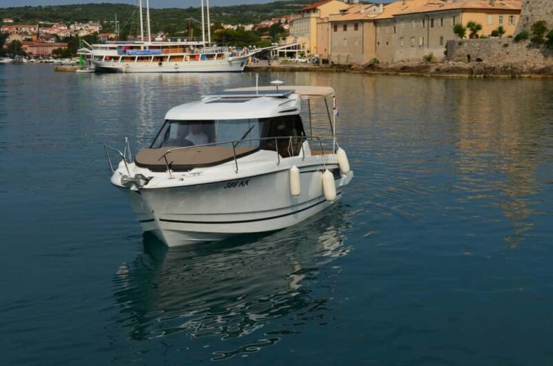 Krk: Rent a boat Merry Fisher 795 386kk - Exploring the Croatian Coast on Your Terms