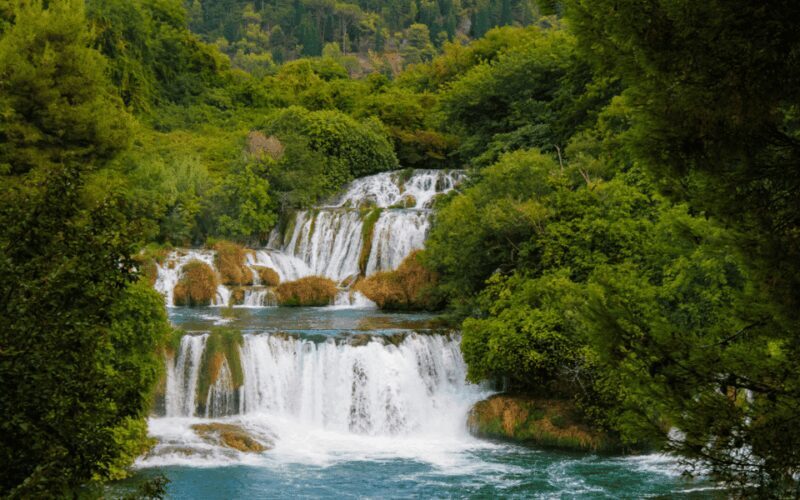 Krka Waterfalls Guided group walking tour from Split - FAQ
