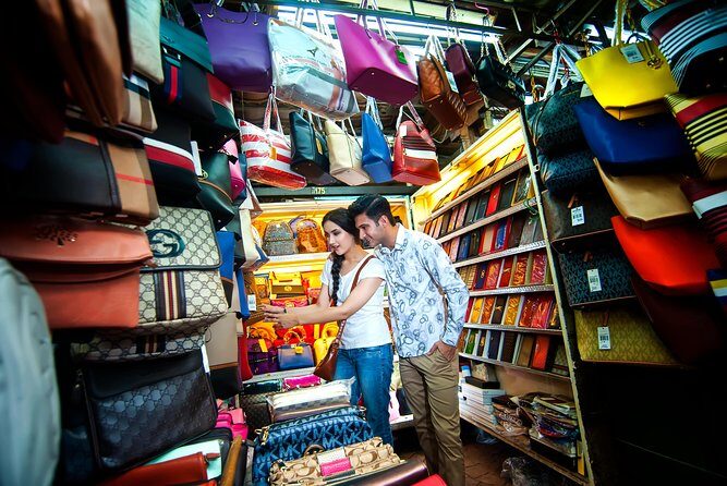 Kuala Lumpur Chinatown Evening Walking Tour with Dinner - A Deep Dive into the Experience