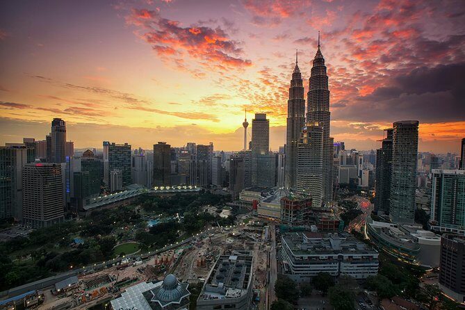Kuala Lumpur City Tour with Batu Caves (Private) - Exploring Kuala Lumpur in Just Over Four Hours