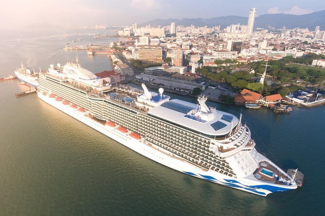 Kuala Lumpur Cruise Excursion: Top 12 Attractions Tour Include All Entrance Fee - A Deep Dive into the Kuala Lumpur Top Attractions Tour