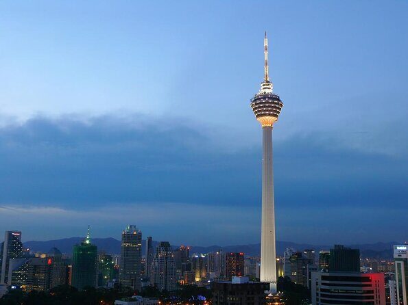 Kuala Lumpur Full Day City Tour with Petronas Twin Tower Tickets - Key Points