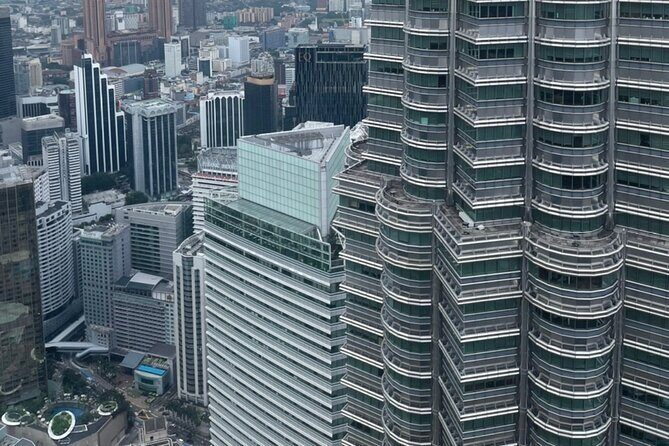 Kuala Lumpur Full Day City Tour with Petronas Twin Tower Tickets - FAQs